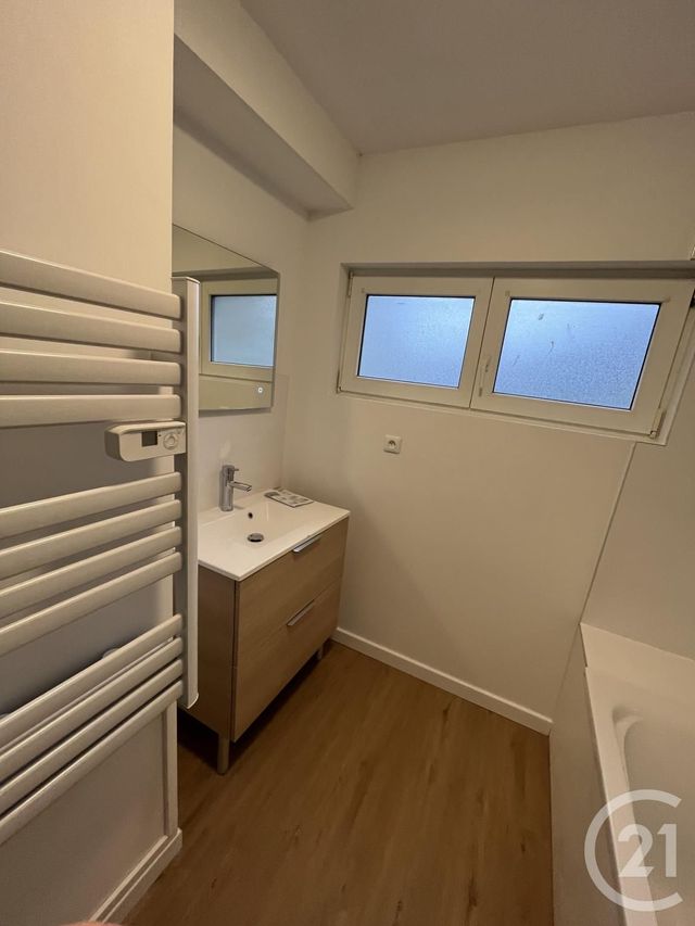 Appartement F2 à louer - 2 pièces - 47.56 m2 - CALAIS - 62 - NORD-PAS-DE-CALAIS - Century 21 Immopale