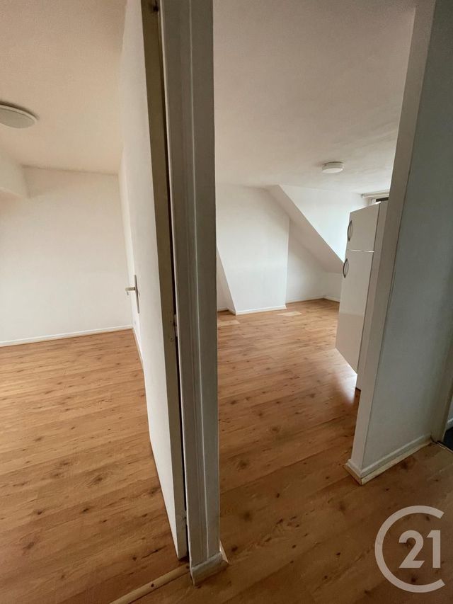 Appartement T2 à louer - 3 pièces - 25.25 m2 - CALAIS - 62 - NORD-PAS-DE-CALAIS - Century 21 Immopale