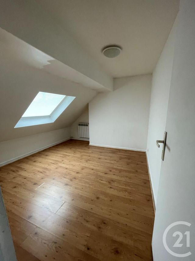 Appartement T2 à louer - 3 pièces - 25.25 m2 - CALAIS - 62 - NORD-PAS-DE-CALAIS - Century 21 Immopale