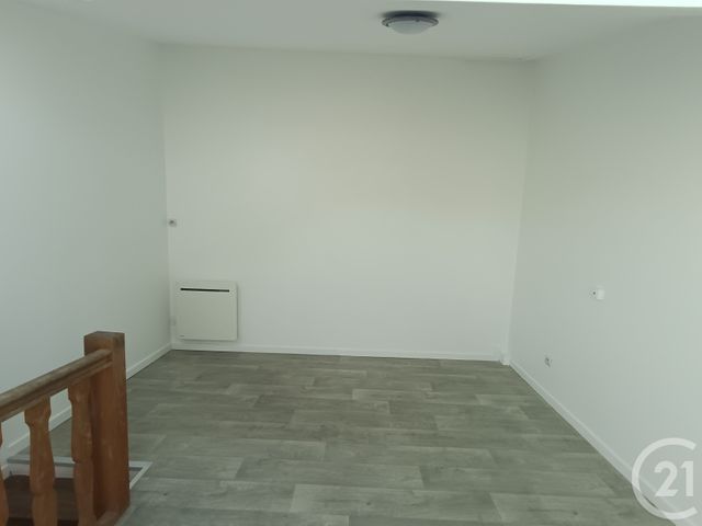 Appartement F1 à louer - 1 pièce - 20.6 m2 - HARDINGHEN - 62 - NORD-PAS-DE-CALAIS - Century 21 Immopale