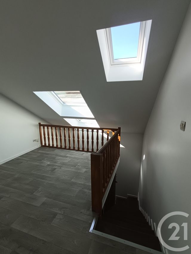 Appartement F1 à louer - 1 pièce - 20.6 m2 - HARDINGHEN - 62 - NORD-PAS-DE-CALAIS - Century 21 Immopale