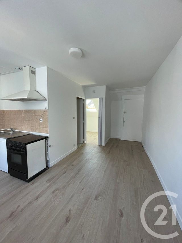Appartement F1 à louer - 2 pièces - 24.0 m2 - CALAIS - 62 - NORD-PAS-DE-CALAIS - Century 21 Immopale
