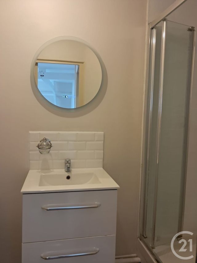 Appartement à louer - 2 pièces - 38.0 m2 - CALAIS - 62 - NORD-PAS-DE-CALAIS - Century 21 Immopale