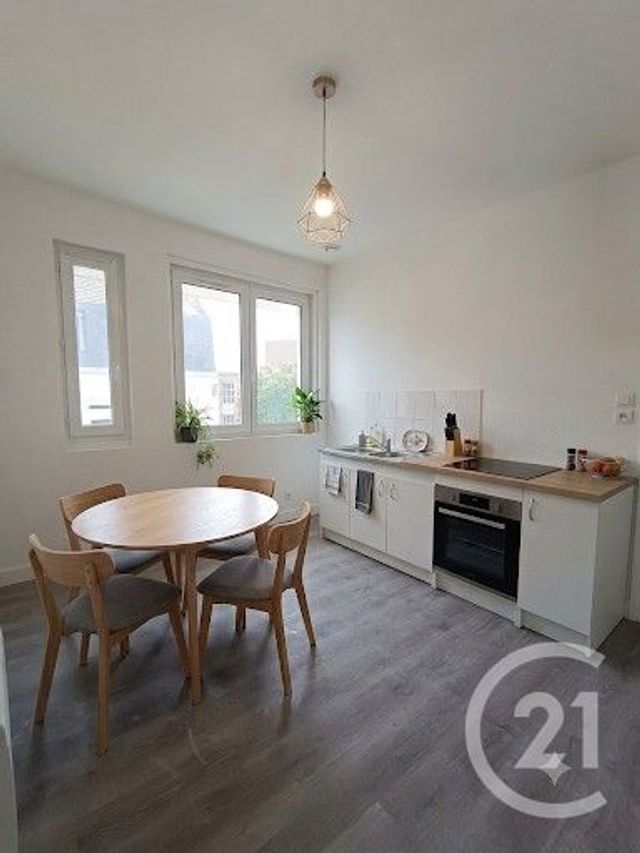 Appartement à louer - 2 pièces - 39.0 m2 - CALAIS - 62 - NORD-PAS-DE-CALAIS - Century 21 Immopale