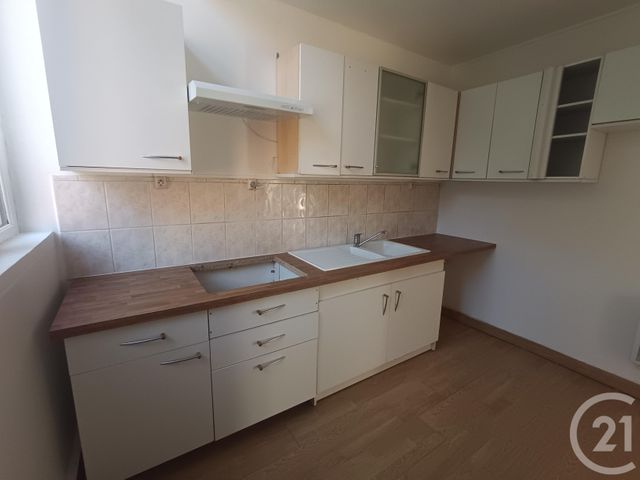 Appartement à louer - 4 pièces - 63.15 m2 - CAFFIERS - 62 - NORD-PAS-DE-CALAIS - Century 21 Immopale