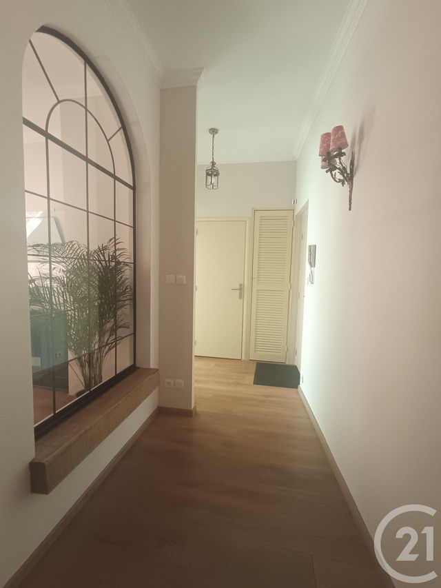 Appartement F2 à louer - 2 pièces - 62.07 m2 - CALAIS - 62 - NORD-PAS-DE-CALAIS - Century 21 Immopale