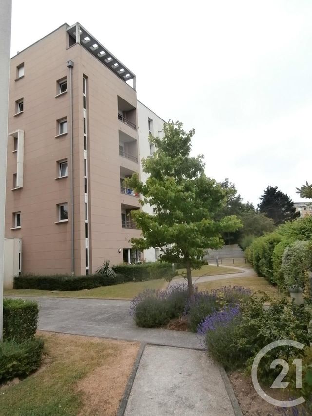 Appartement F2 à louer - 2 pièces - 55.1 m2 - CALAIS - 62 - NORD-PAS-DE-CALAIS - Century 21 Immopale