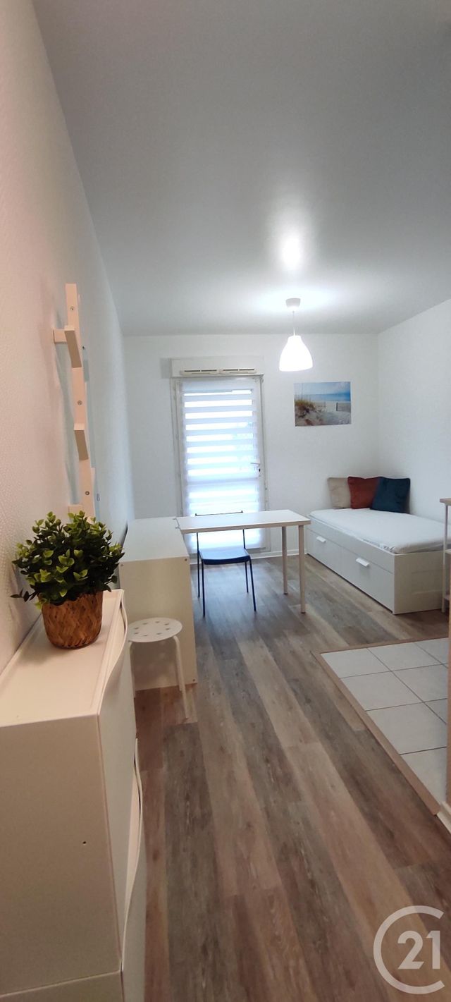 Appartement Studio à louer - 1 pièce - 17.76 m2 - CALAIS - 62 - NORD-PAS-DE-CALAIS - Century 21 Immopale