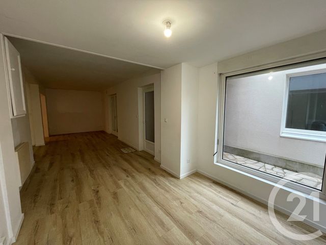 Appartement à louer - 2 pièces - 66.0 m2 - SANGATTE - 62 - NORD-PAS-DE-CALAIS - Century 21 Immopale