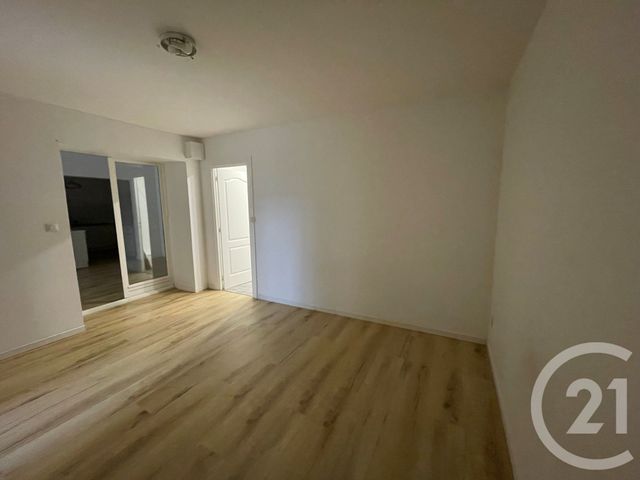 Appartement à louer - 2 pièces - 66.0 m2 - SANGATTE - 62 - NORD-PAS-DE-CALAIS - Century 21 Immopale