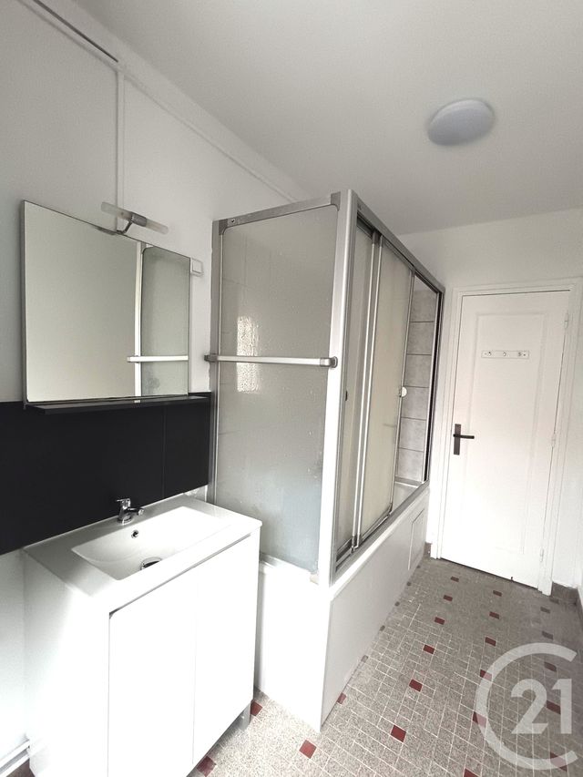 Appartement F3 à louer - 3 pièces - 57.3 m2 - CALAIS - 62 - NORD-PAS-DE-CALAIS - Century 21 Immopale