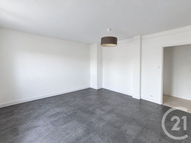 Appartement F3 à louer - 3 pièces - 57.3 m2 - CALAIS - 62 - NORD-PAS-DE-CALAIS - Century 21 Immopale