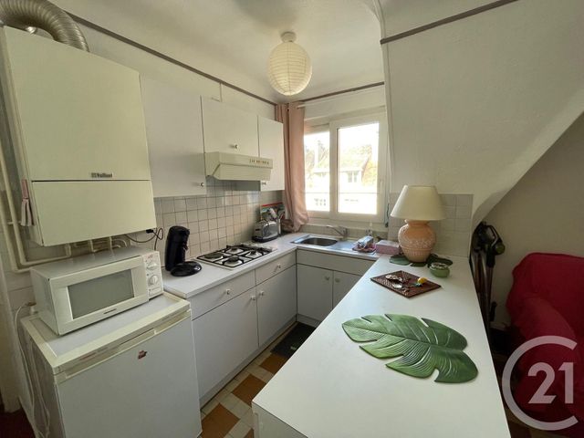 Appartement à louer - 2 pièces - 37.0 m2 - CALAIS - 62 - NORD-PAS-DE-CALAIS - Century 21 Immopale