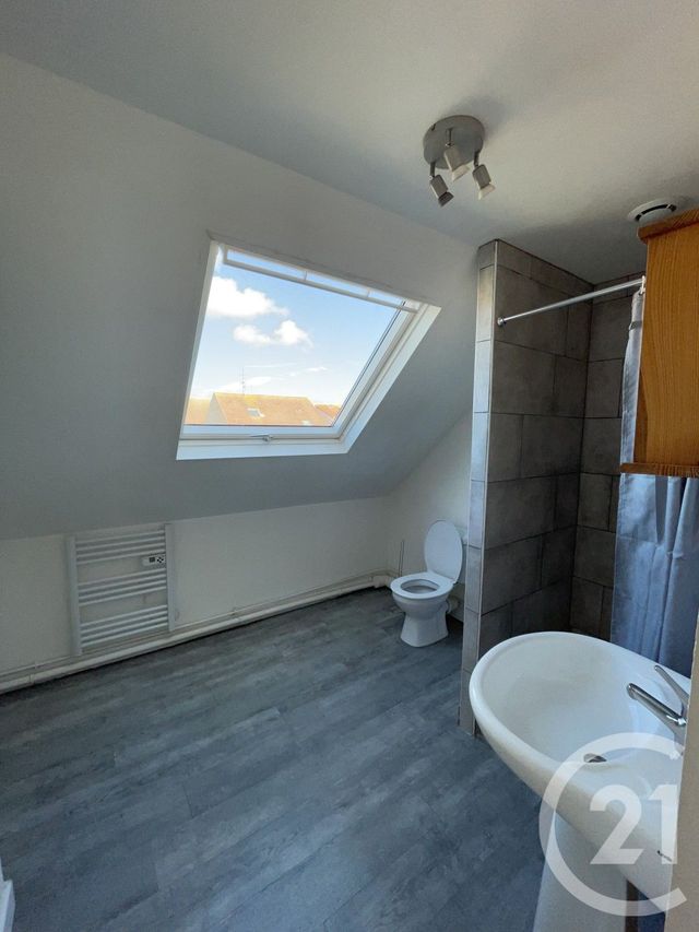 Appartement à louer - 2 pièces - 30.57 m2 - CALAIS - 62 - NORD-PAS-DE-CALAIS - Century 21 Immopale